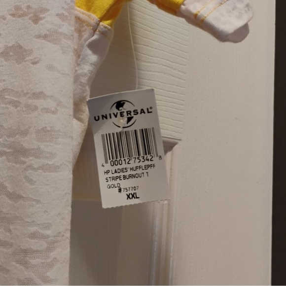 NWT Universal Studios Harry Potter Hufflepuff TShirt Sheer Yellow White Size 2XL - Picture 6 of 6